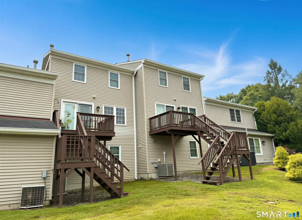 Photo of 113 Summit Commons #113, Derby, CT 06418 (MLS # 24203603)