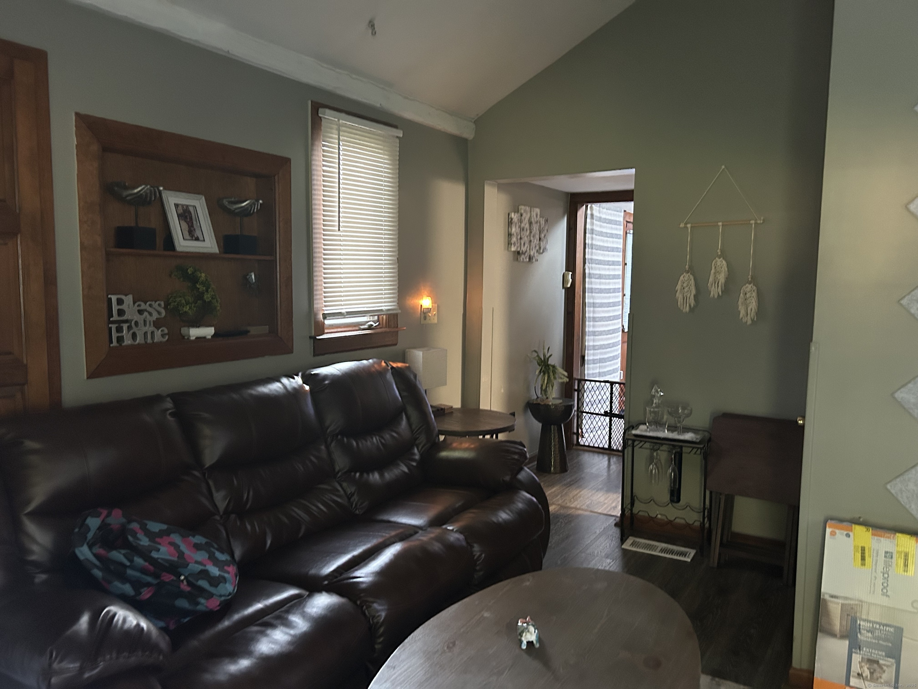 14 Washington Avenue