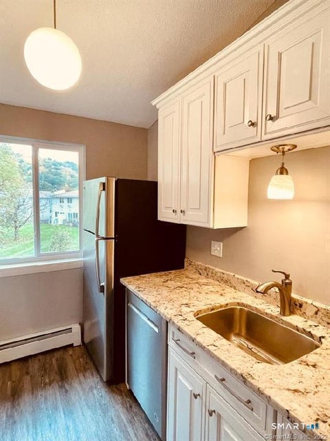 Tiny photo for 220 Main Street #10E, New Hartford, CT 06057 (MLS # 24215959)