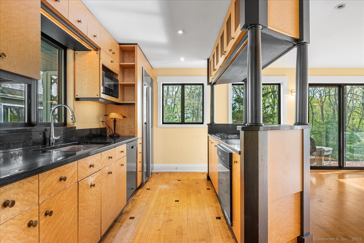 86 Lynn Road, Essex, Connecticut image 12