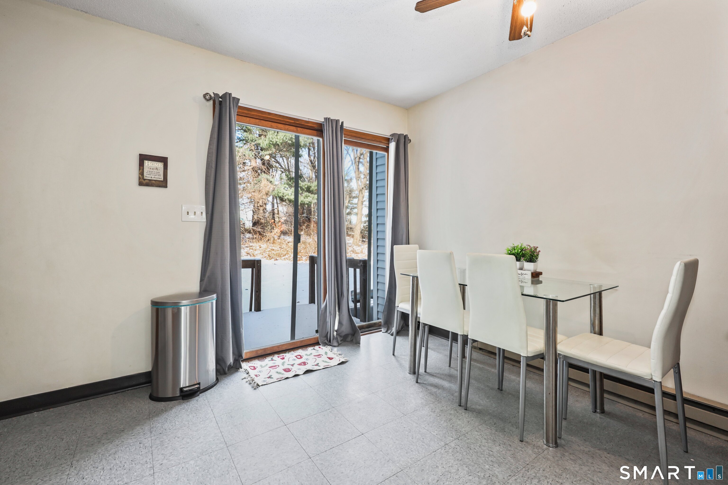 13 Holt Street APT 49