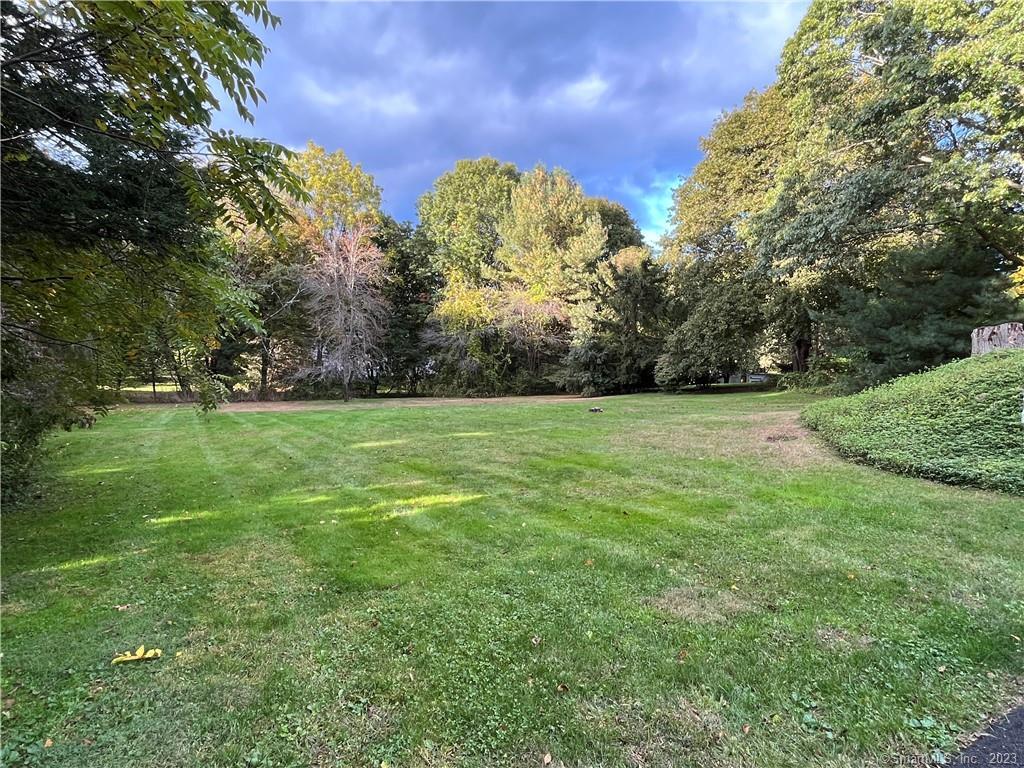 129 Buttonball Road