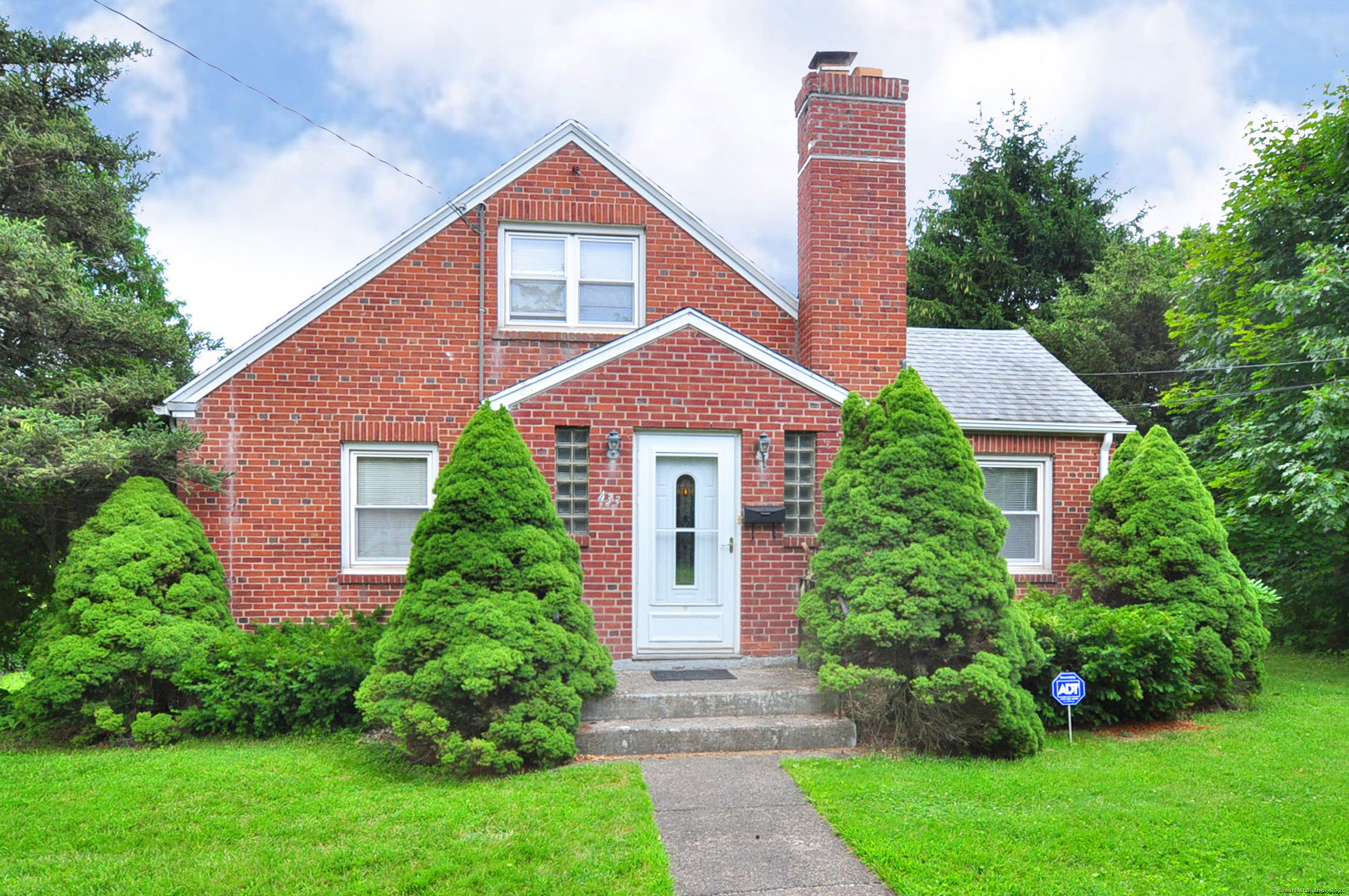 433 Farmington Avenue