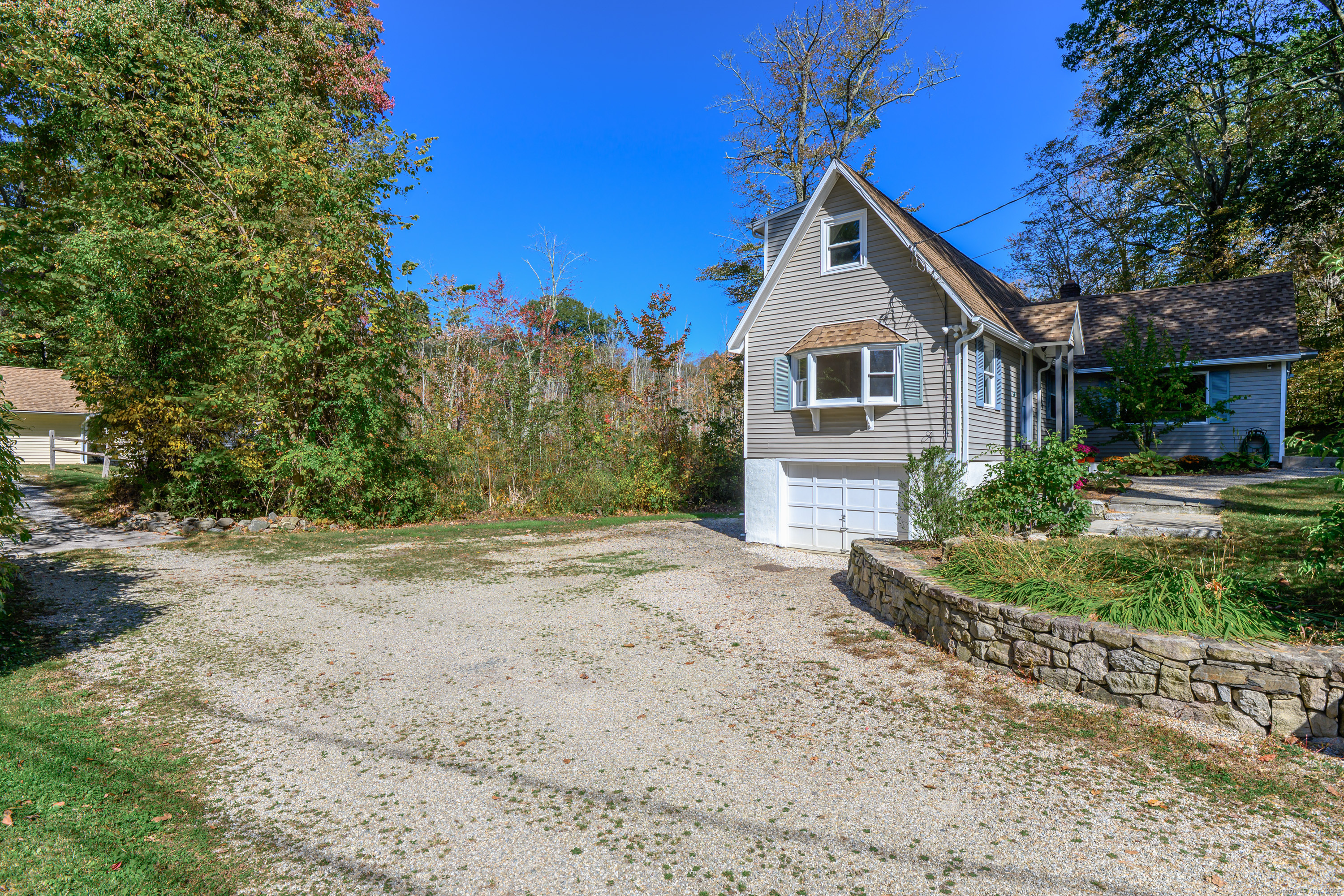 81 Picketts Ridge Road
