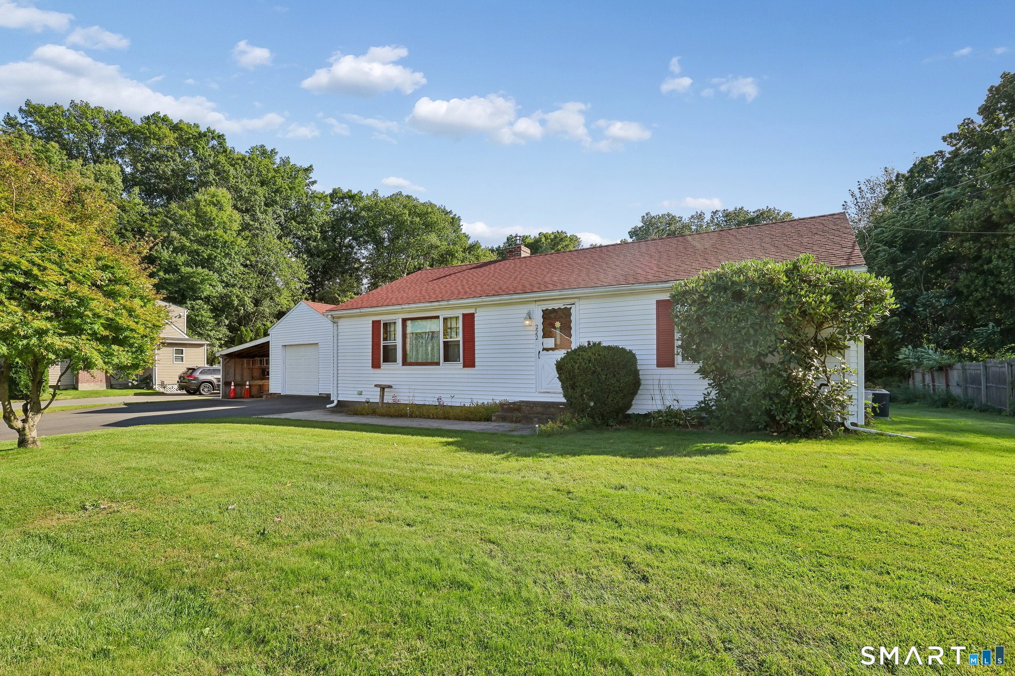 222 Tomlinson Avenue