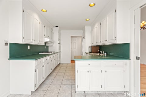 Tiny photo for 120 Harvest Commons #120, Westport, CT 06880 (MLS # 24190764)