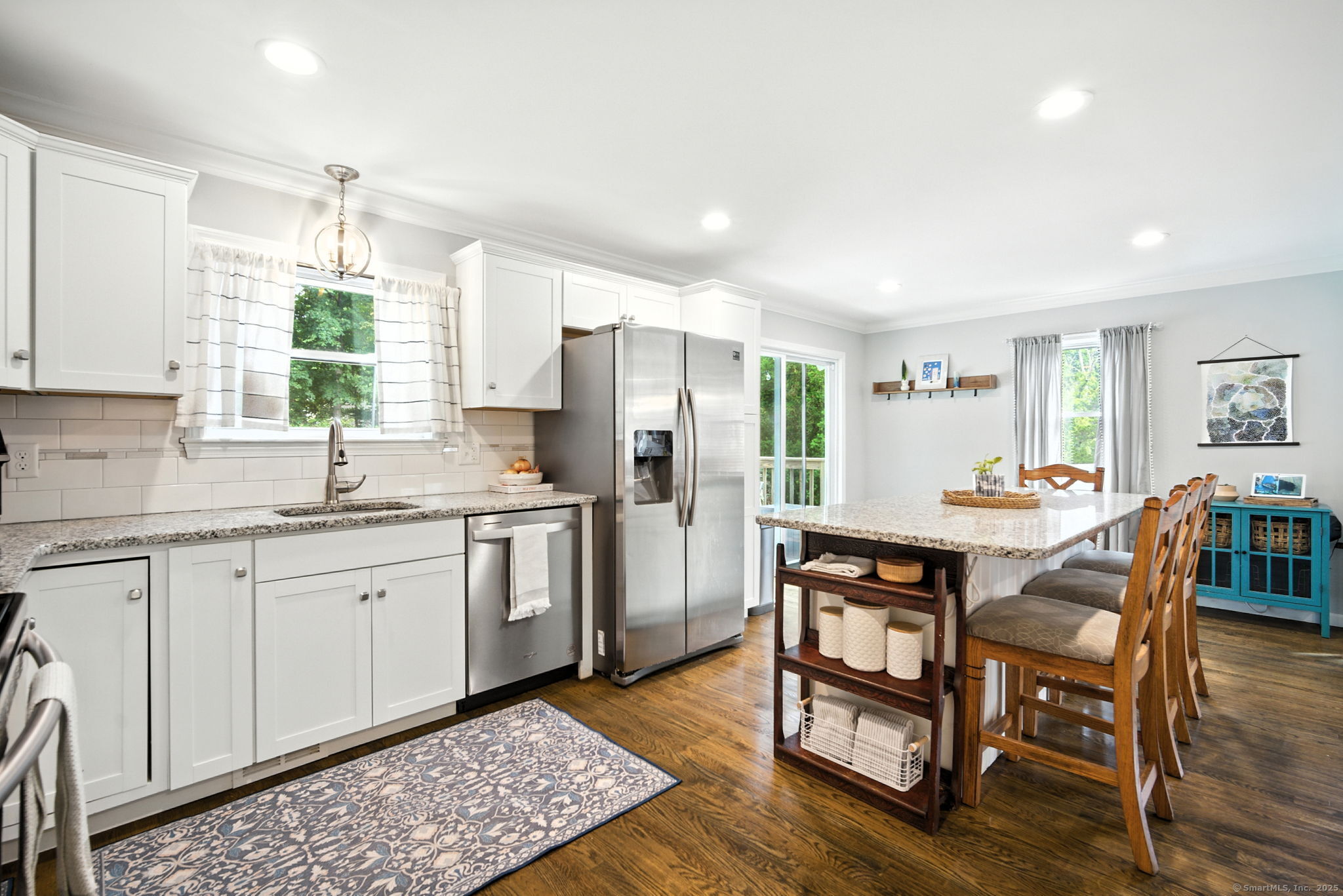 New Britain, Connecticut 06053, United States, 2 Bedrooms Bedrooms, ,2 BathroomsBathrooms,Residential,Pending,200021