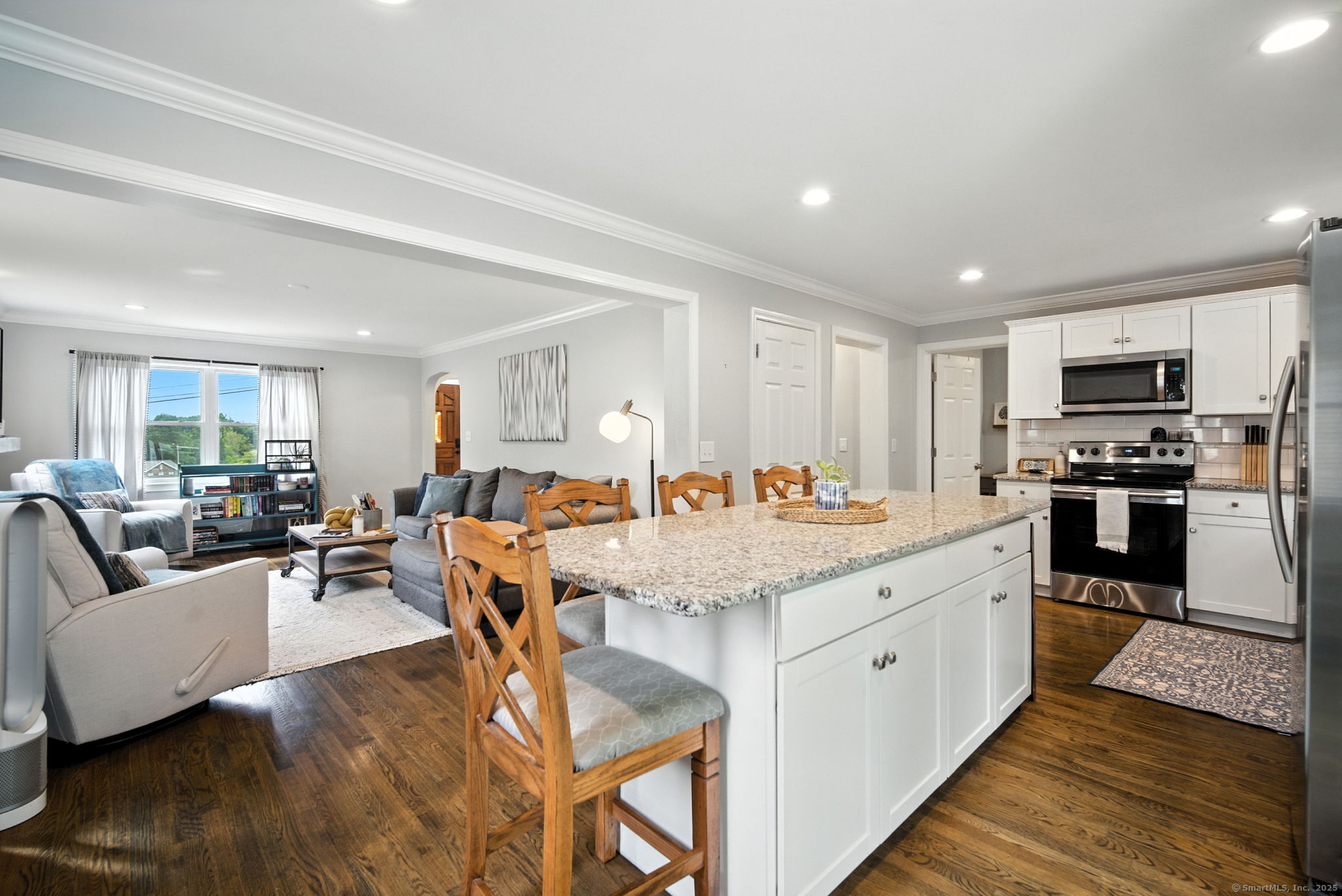 New Britain, Connecticut 06053, United States, 2 Bedrooms Bedrooms, ,2 BathroomsBathrooms,Residential,Pending,200021