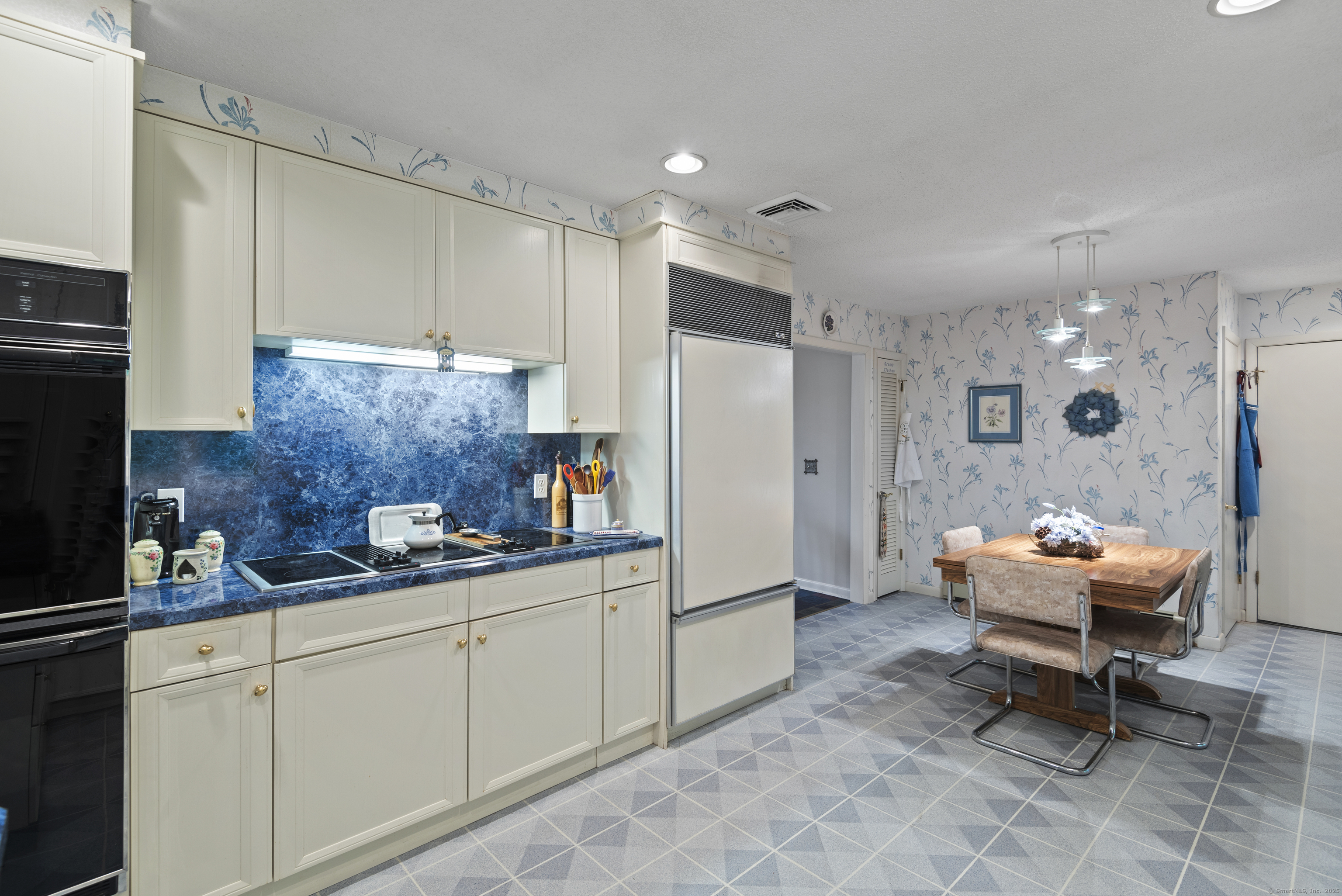 17 Blueberry Lane, Shelton, Connecticut image 17
