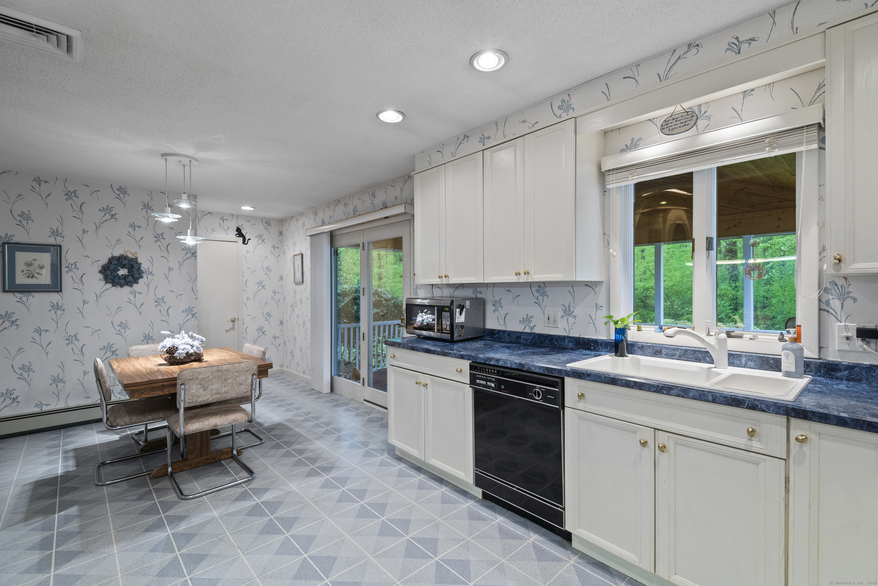 17 Blueberry Lane, Shelton, Connecticut image 14