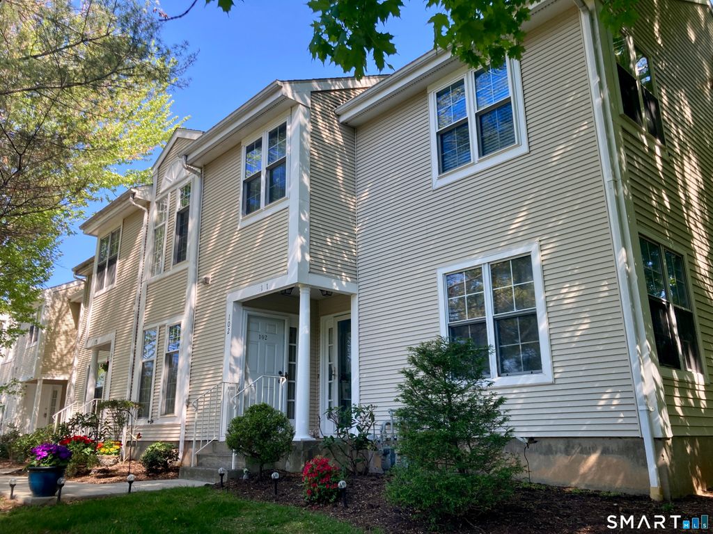 Photo of 102 Country Club Court #102, Rocky Hill, CT 06067 (MLS # 24174785)