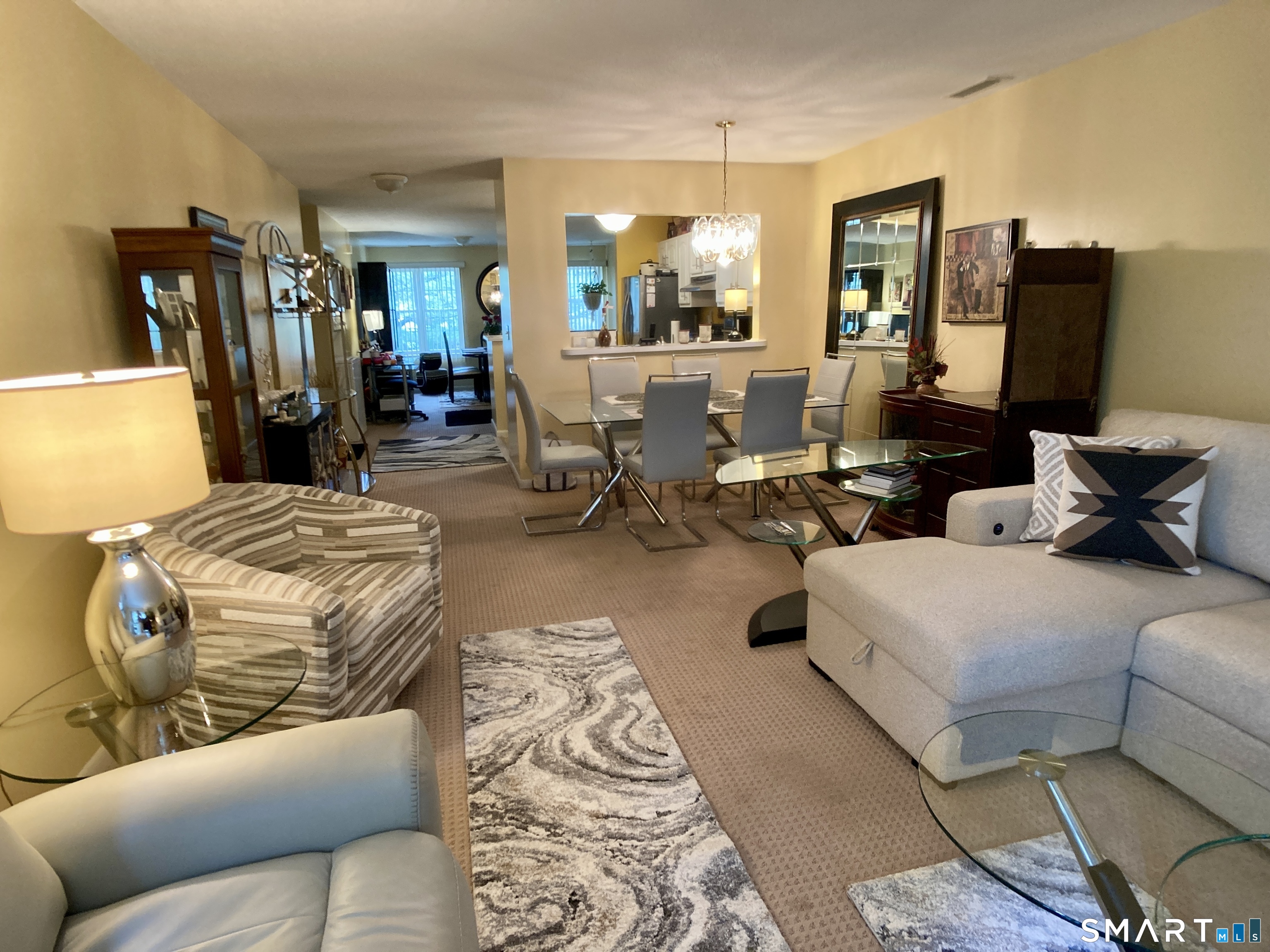 102 Country Club Court 102