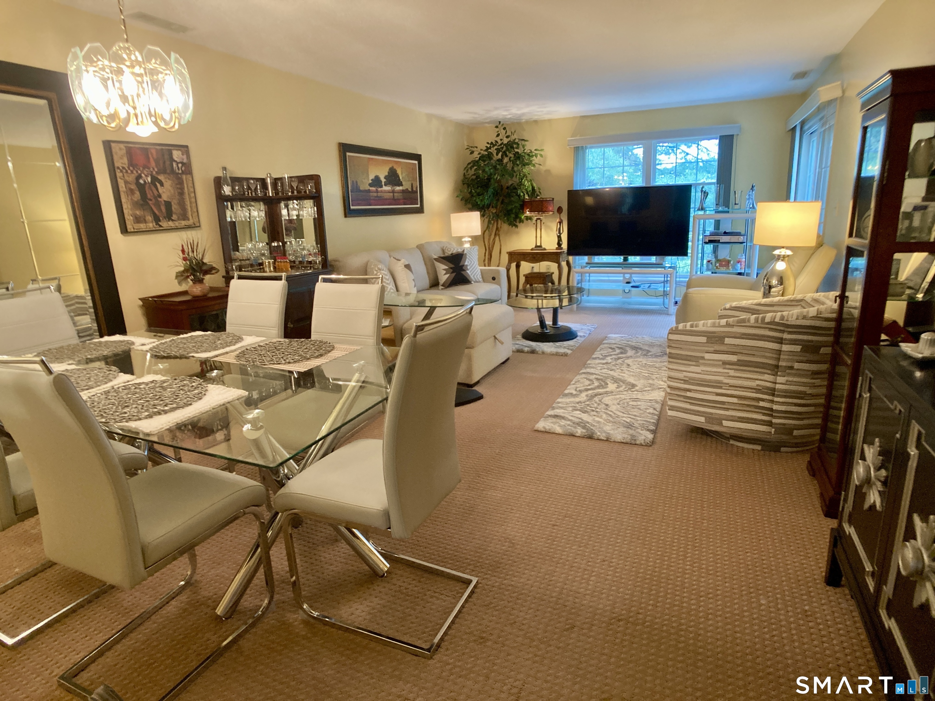 102 Country Club Court 102