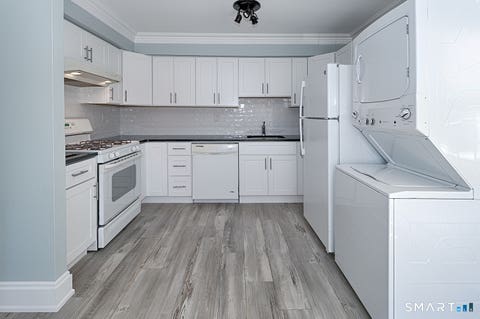 Tiny photo for 240 Sunnyridge Avenue #121, Fairfield, CT 06824 (MLS # 24199123)