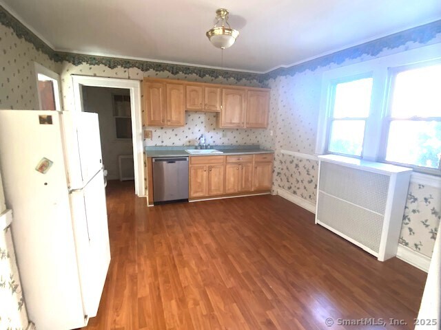 242 Pearl Street, Enfield, Connecticut image 8