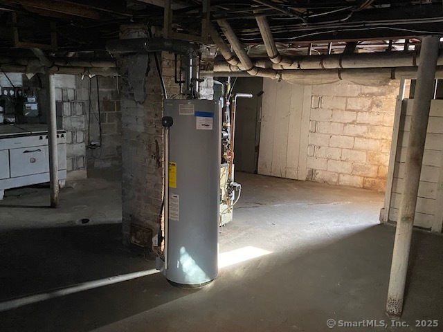 242 Pearl Street, Enfield, Connecticut image 21
