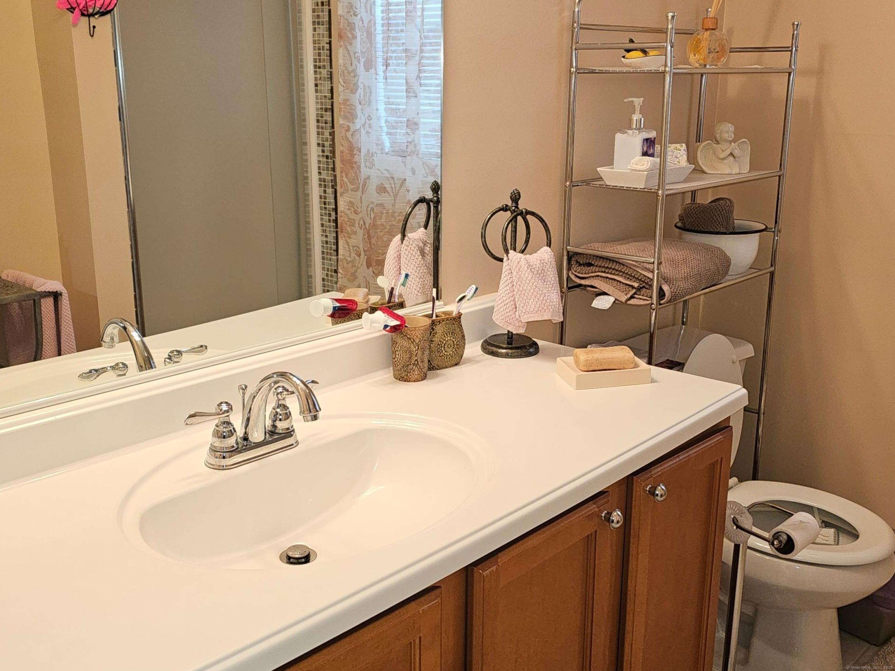 210 Goodwin Street, East Hartford, Connecticut image 11