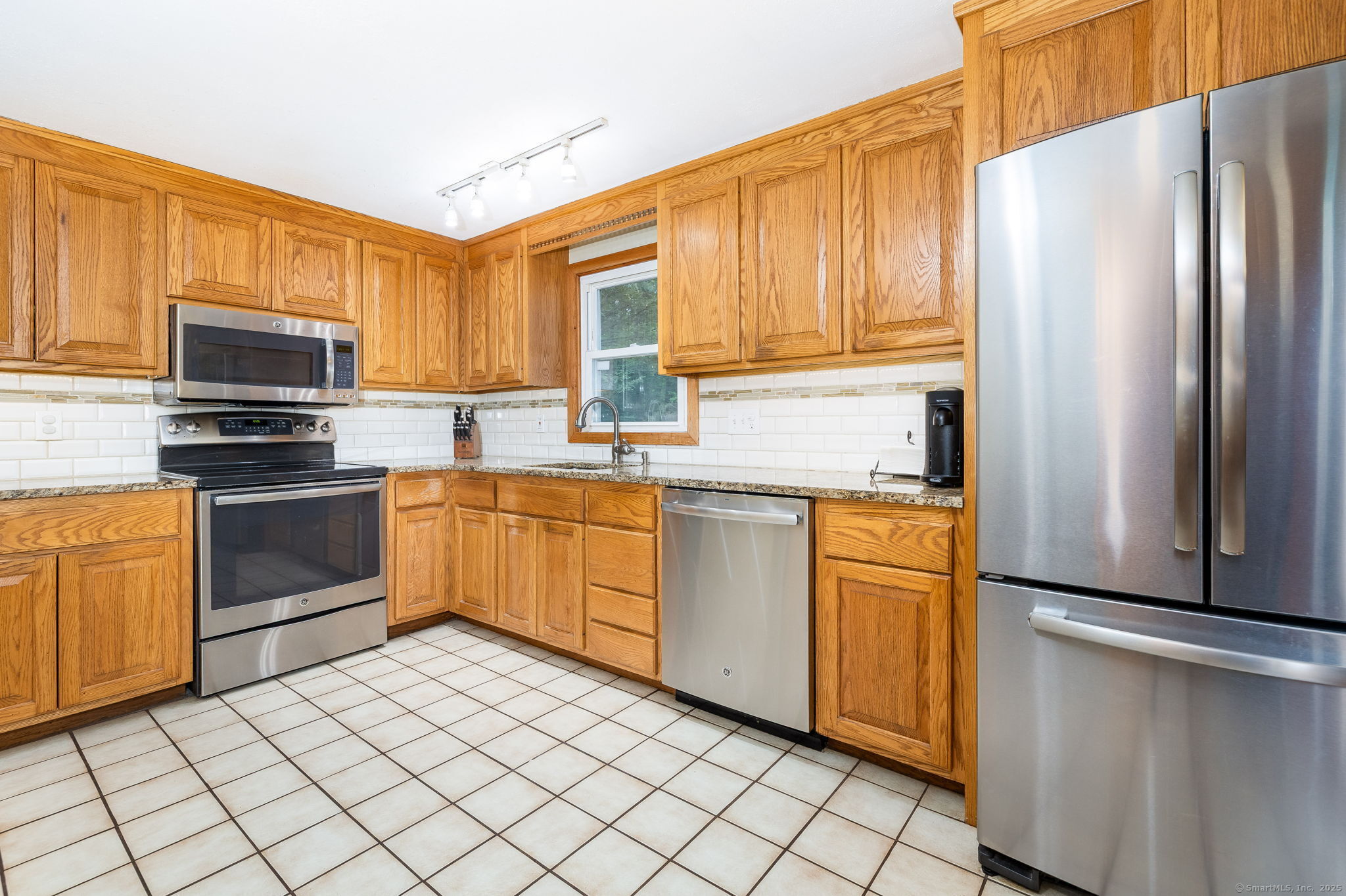 81 Knollwood Road