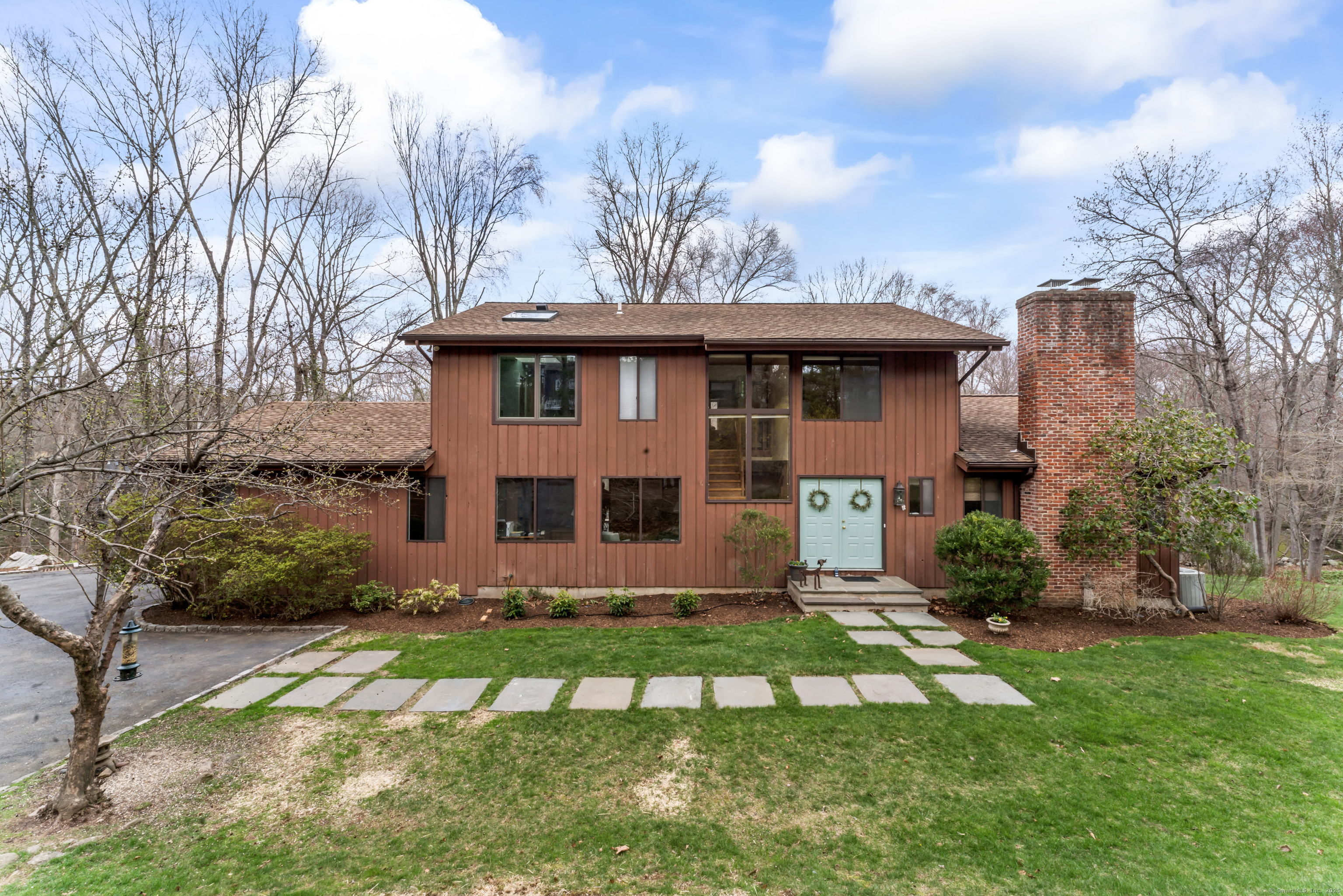 77 Blackberry Drive, Stamford, Connecticut image 1