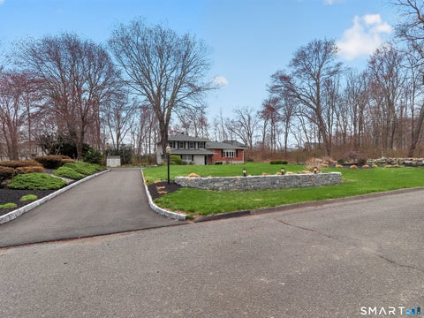 Homes For Sale - 47 Maple Tree Drive<br/> Litchfield County, Watertown, CT 06795