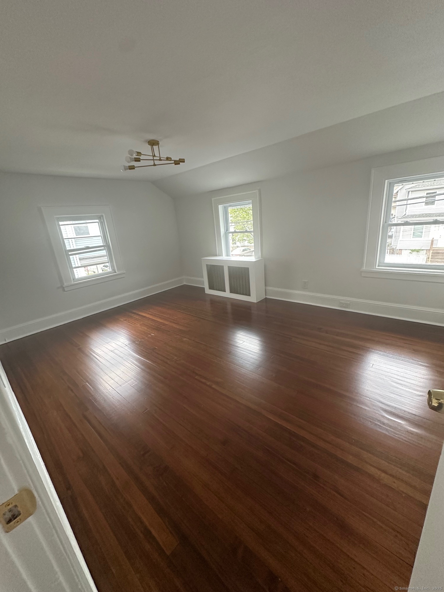14 Sherman Street, Stamford, Connecticut image 9