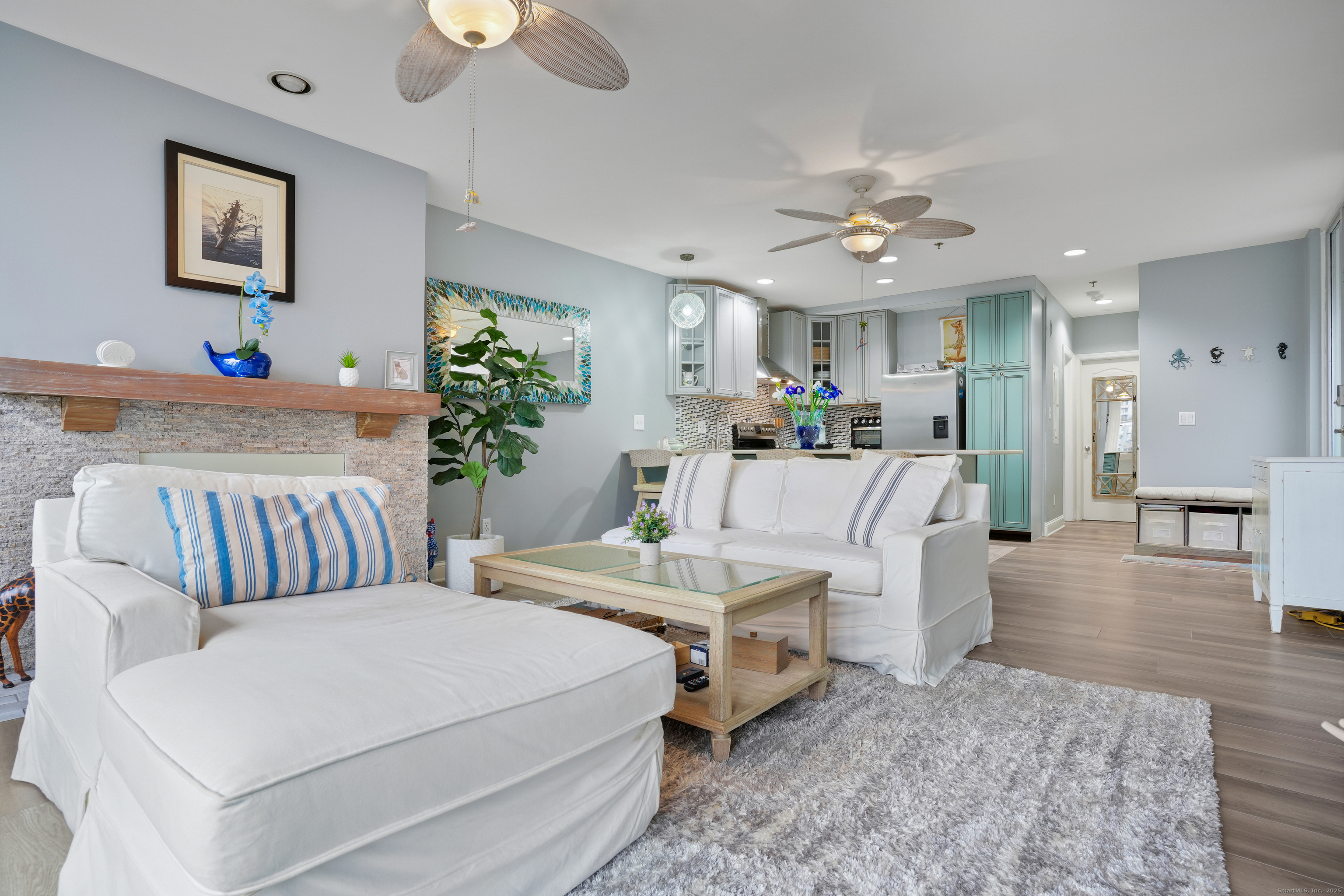 Stamford, Connecticut 06902, United States, 1 Bedroom Bedrooms, ,1 BathroomBathrooms,Residential,Active,243975