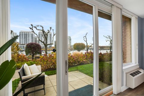 98 Southfield Avenue #101 Stamford CT 06902