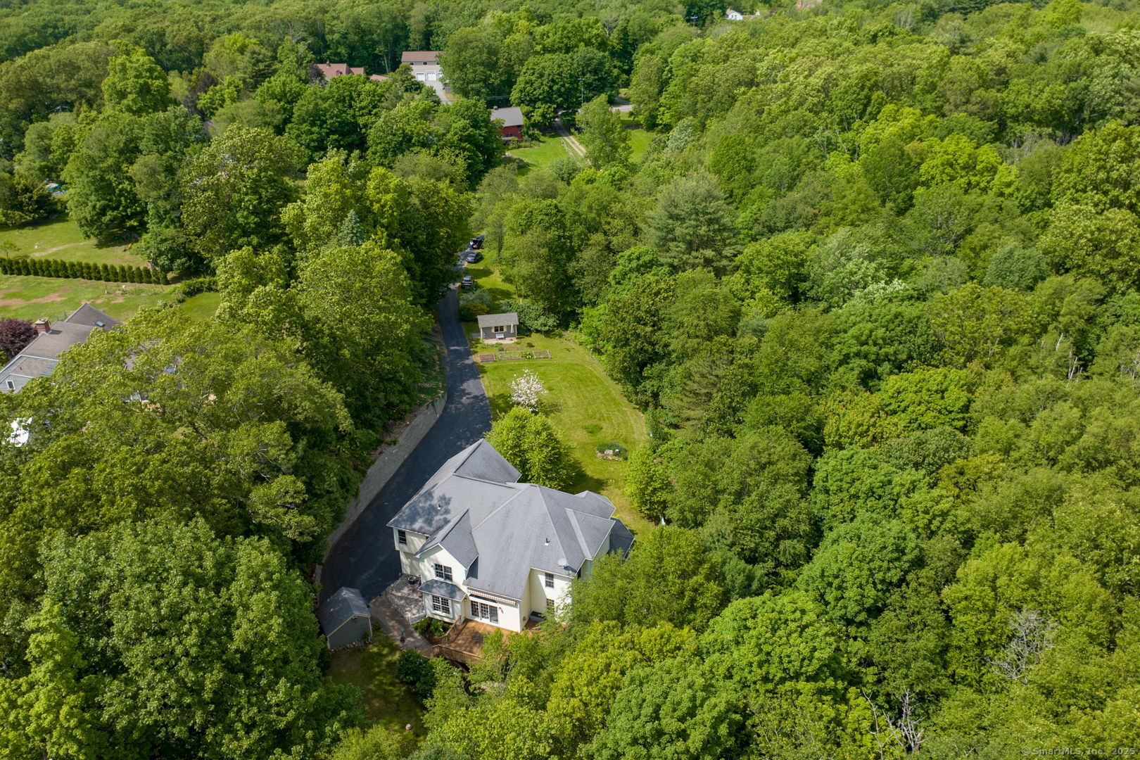 1047 Merrow Road