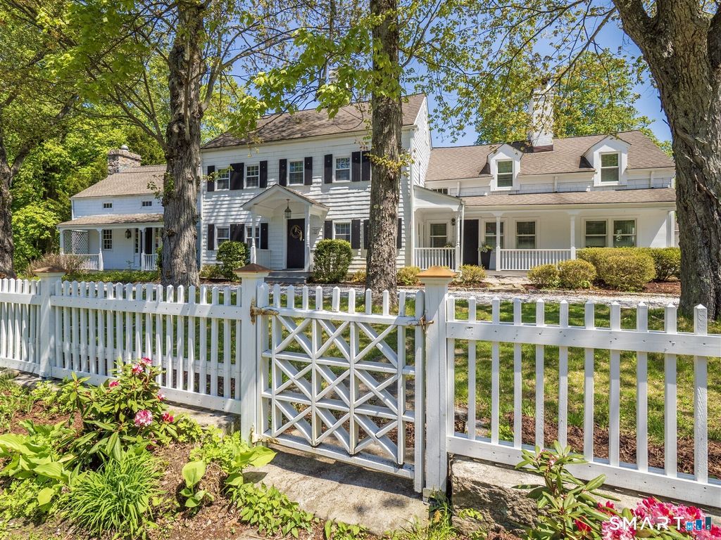 Photo of 1090 Ridgefield Road, Wilton, CT 06897 (MLS # 24168304)