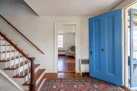 MLS: 24084297