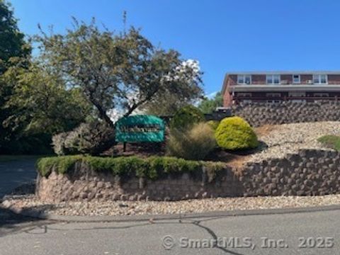 201 Regan Road APT 2B Vernon CT 06066