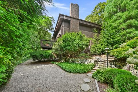 289 New Norwalk Road 22 New Canaan CT 06840