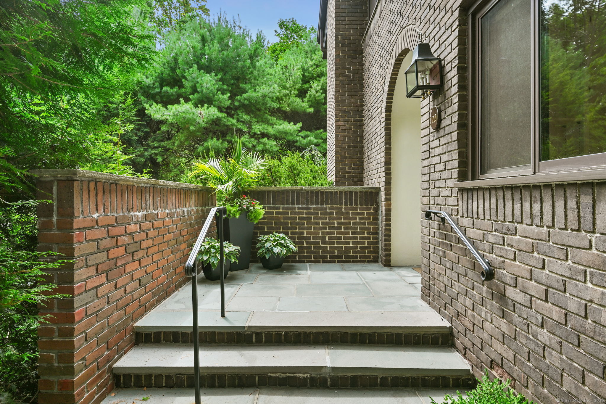 289 New Norwalk Road 22