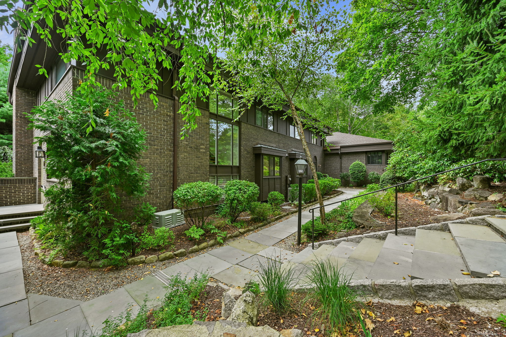 289 New Norwalk Road 22