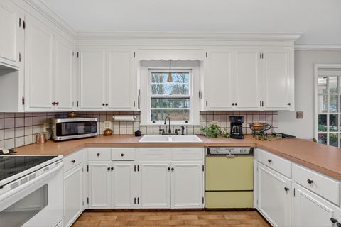 Tiny photo for 10 Valley Stream Drive, Danbury, CT 06811 (MLS # 24141926)