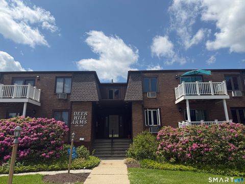 Photo of 136 Deer Hill Avenue #C31, Danbury, CT 06810 (MLS # 24177249)