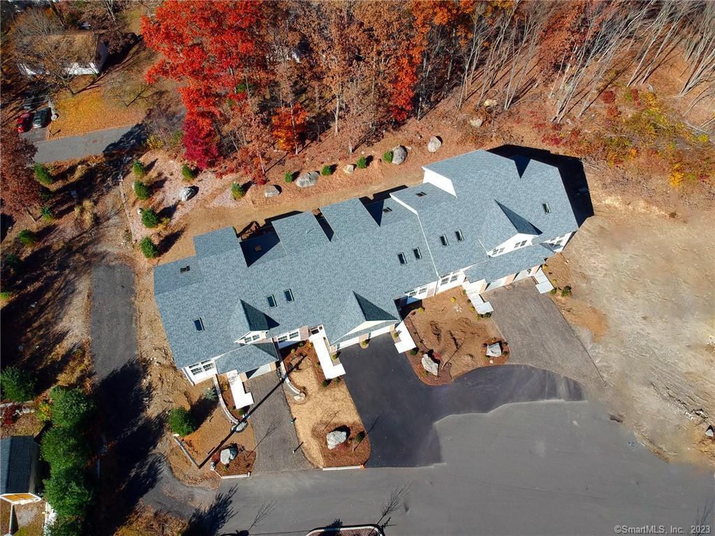 31 Gaby Lane, Naugatuck, Connecticut image 3