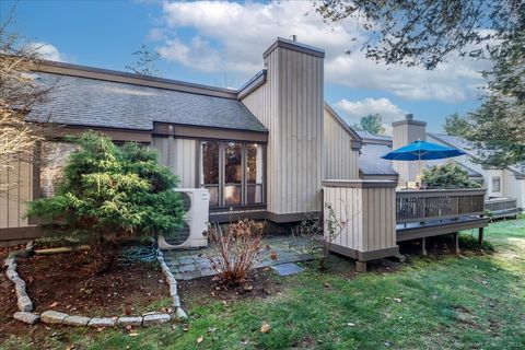 Tiny photo for 25 Heritage Crest #C, Southbury, CT 06488 (MLS # 24140617)