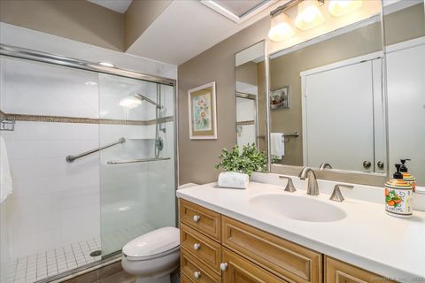 Tiny photo for 25 Heritage Crest #C, Southbury, CT 06488 (MLS # 24140617)