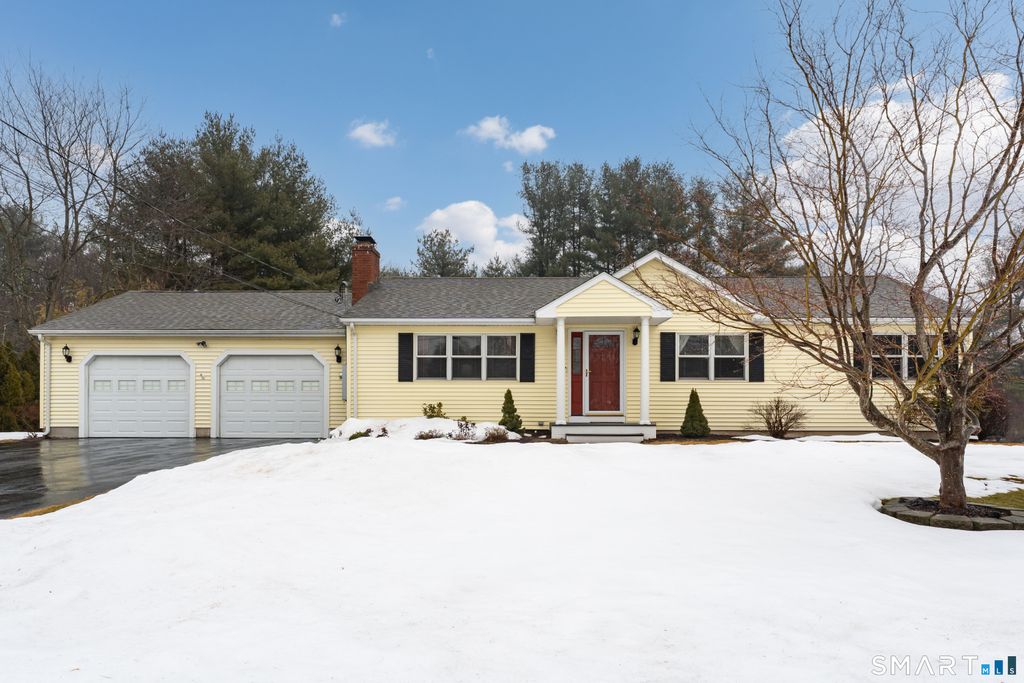 Photo of 6 Carriage Drive, North Haven, CT 06473 (MLS # 24157095)