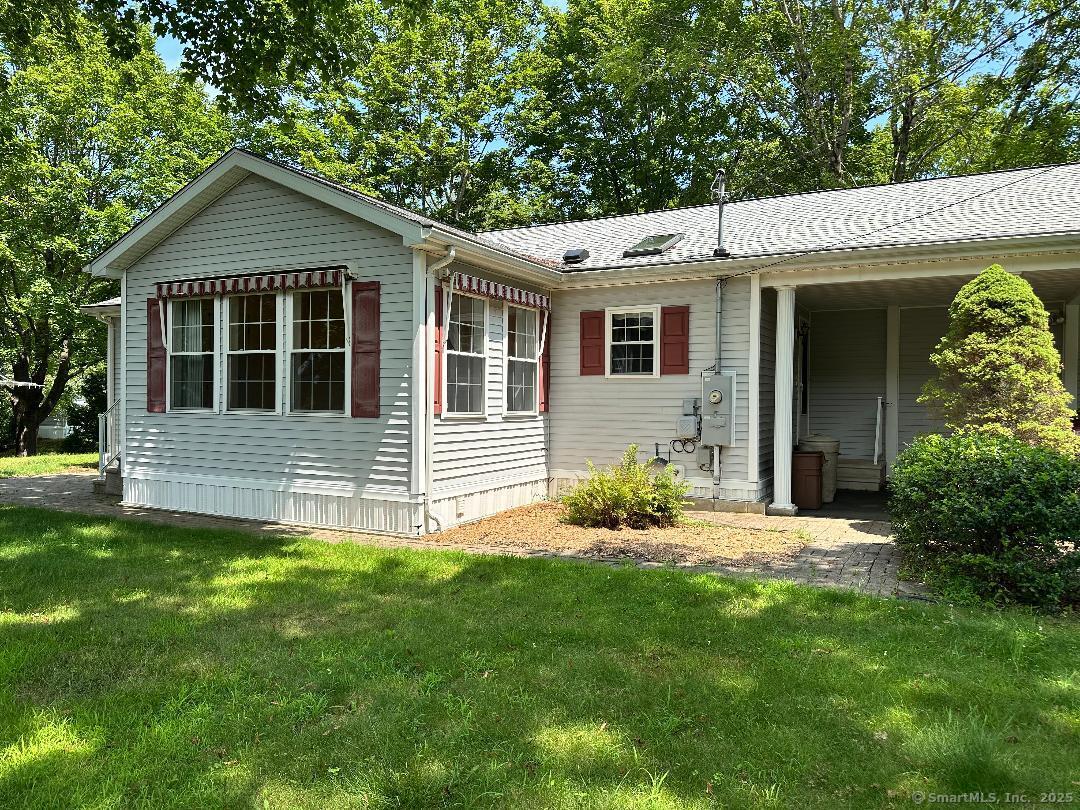 29 Bridlepath Trail