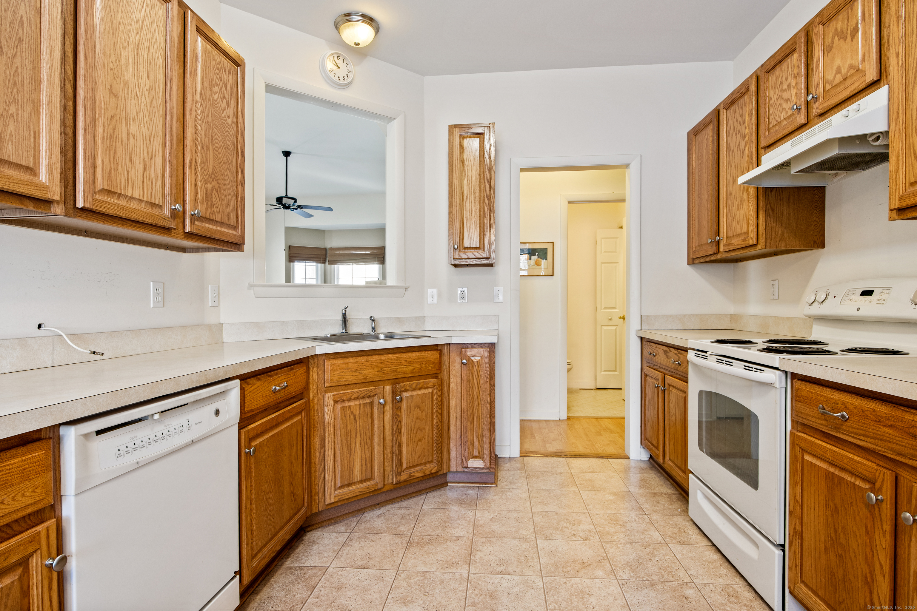 31 Phillips Farm Road #31, East Hartford, Connecticut image 4