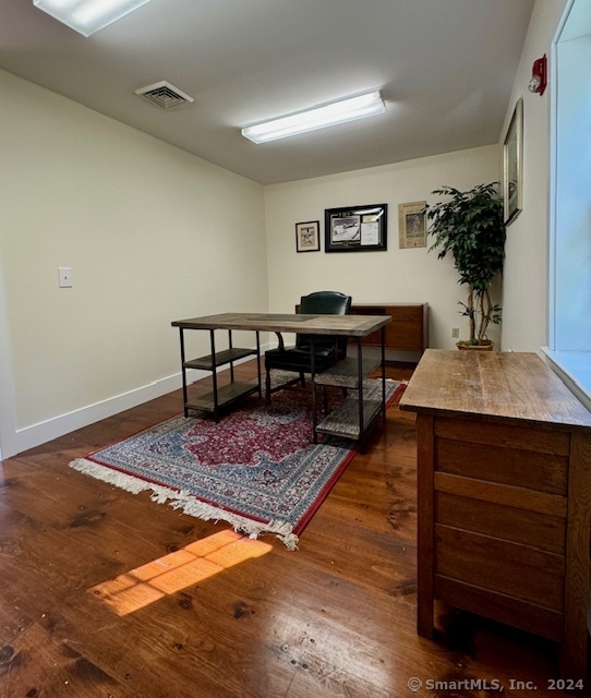 Canton, Connecticut 06019, United States, ,Residential,Active,43890