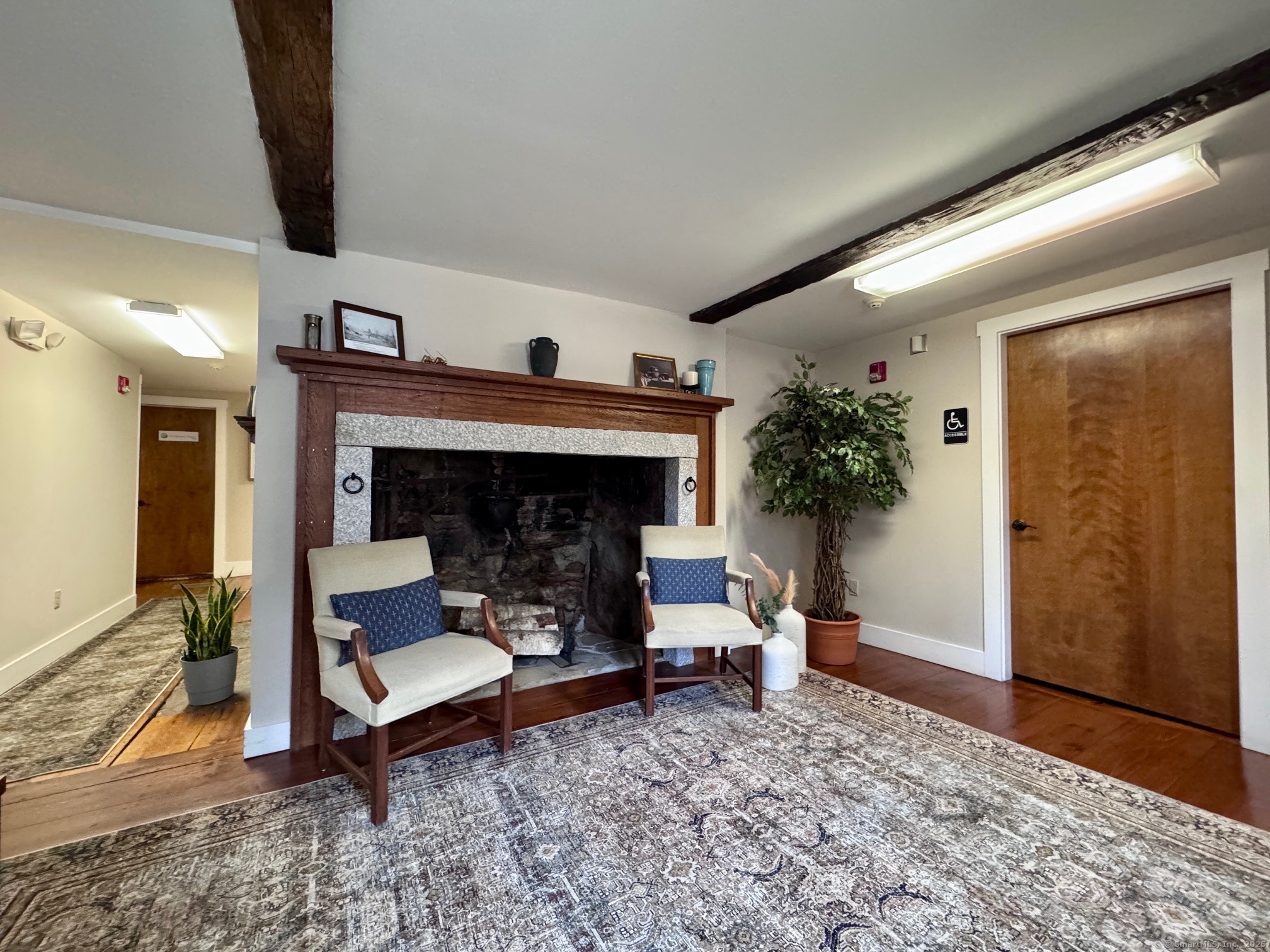 Canton, Connecticut 06019, United States, ,Residential,Active,43890