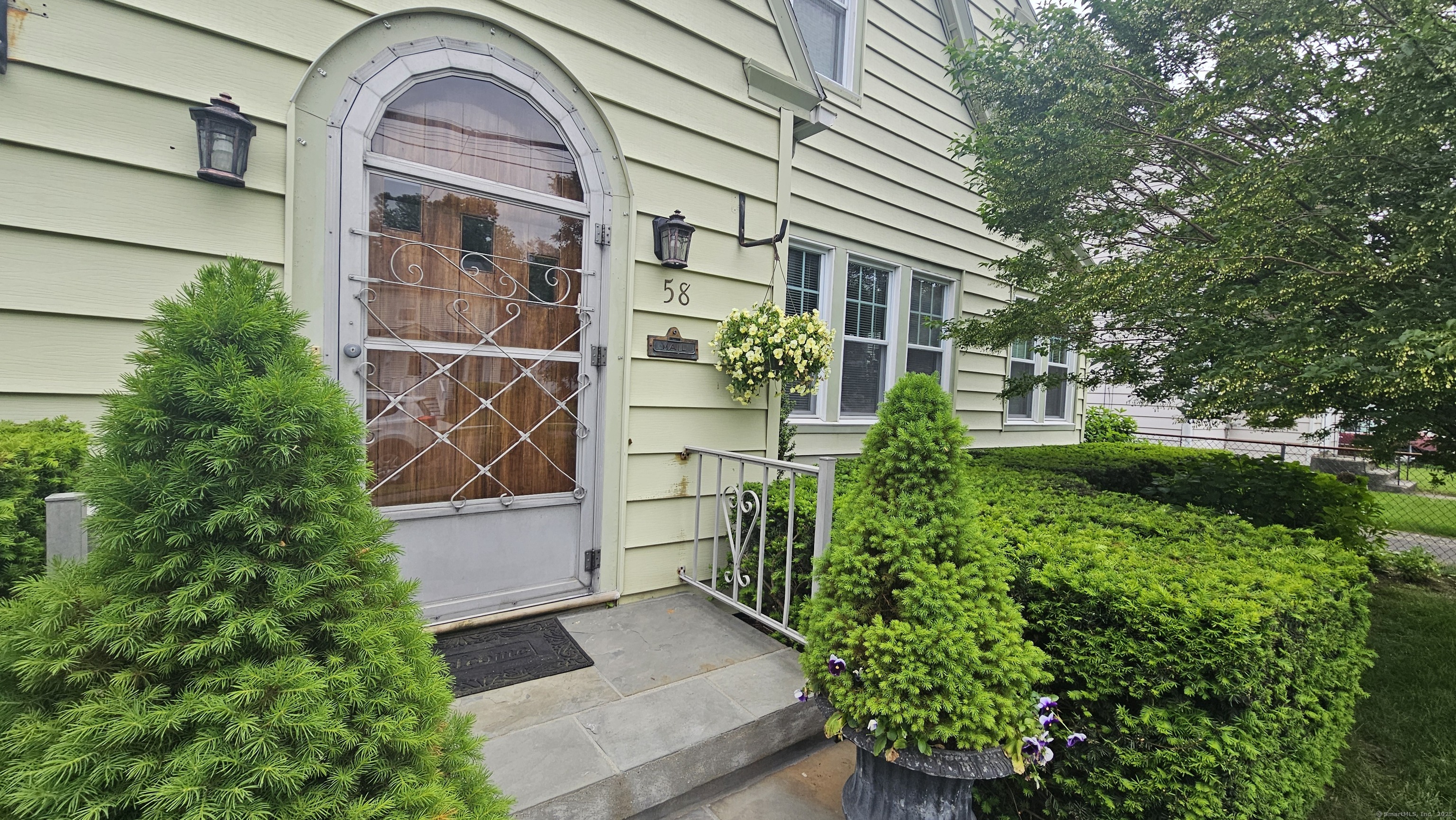 58 Waverly Place, Bridgeport, Connecticut image 2