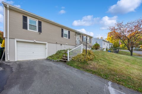 Photo of 197 Hickory Hill Drive, Waterbury, CT 06708 (MLS # 24134691)