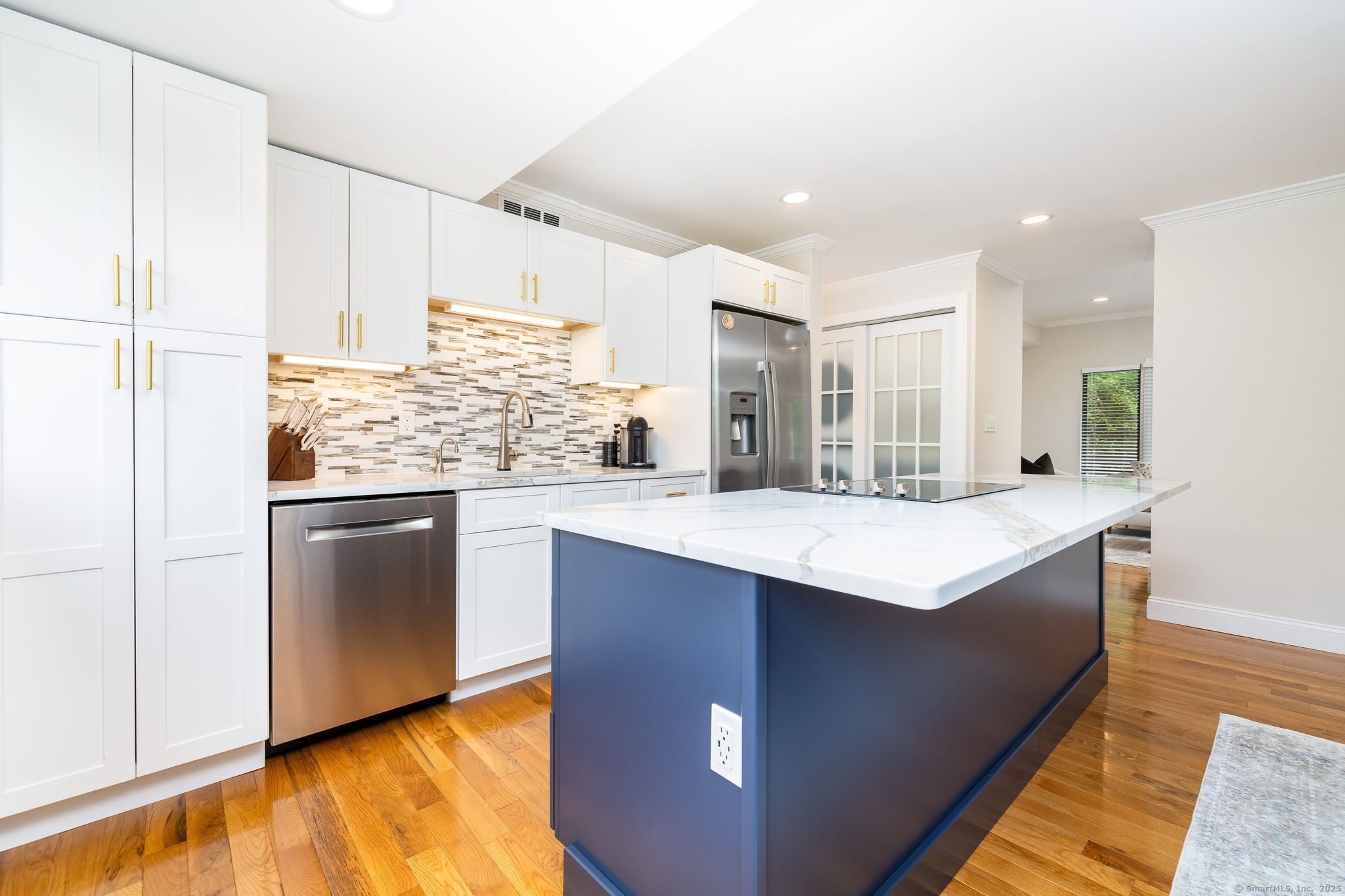 Heritage Drive 29, Avon, Connecticut - 2 Bedrooms  
2 Bathrooms  
5 Rooms - 