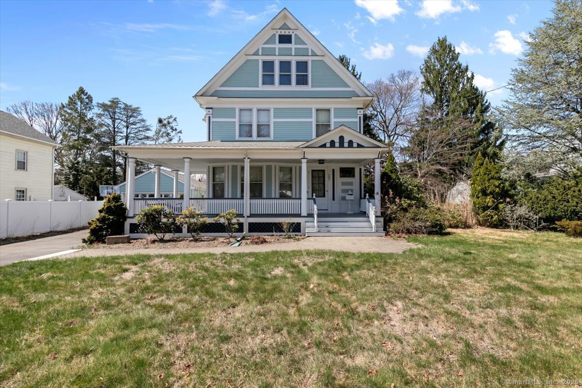 Property for Sale at Gulf Street, Milford, Connecticut - Bedrooms: 4 
Bathrooms: 2 
Rooms: 8  - $875,000