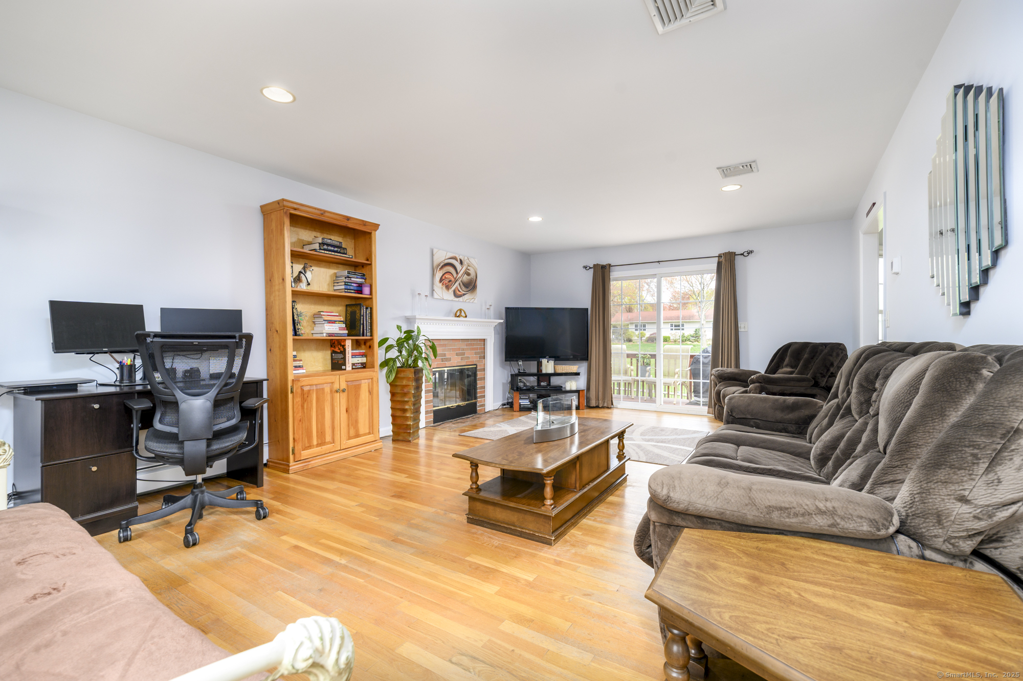 117 Middlebrooks Avenue, Trumbull, Connecticut image 4