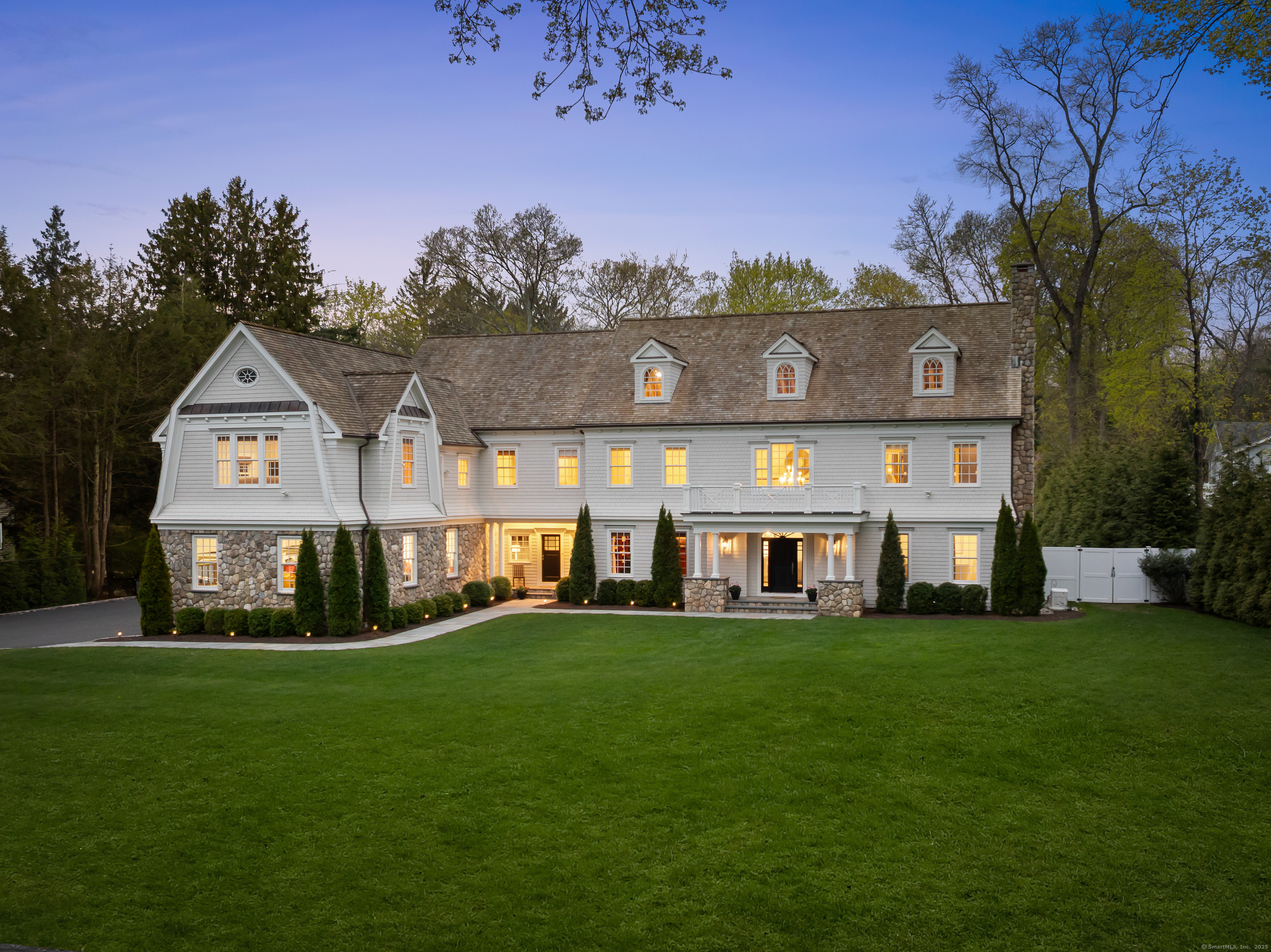 High Point Road, Westport, Connecticut - 5 Bedrooms  
6.5 Bathrooms  
15 Rooms - 